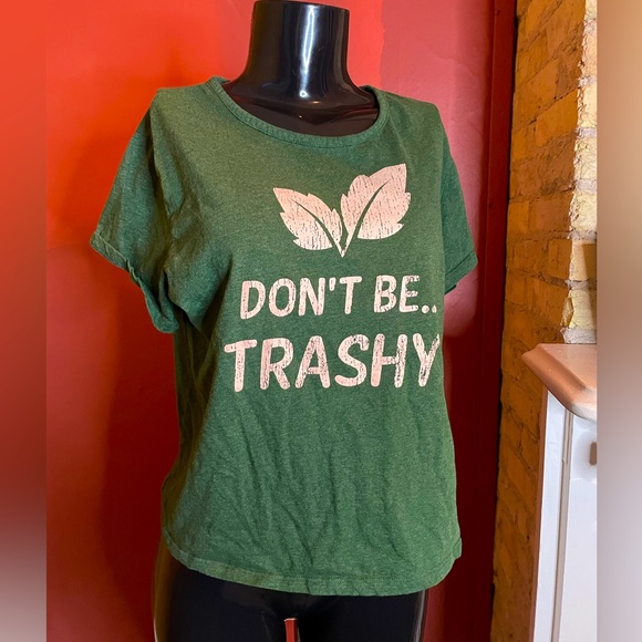 recycled threads Tops - Women’s Recycle T-Shirt ( large )